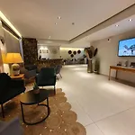 Melony Boutique